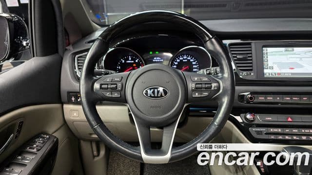 Kia The / новый New Carnival President, 2019 13