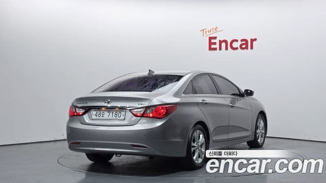 Hyundai YF Sonata LPI Premier(для людей с инвалидностью), 2010 2