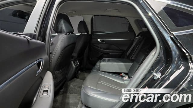 Hyundai Sonata (DN8) Premium Family, 2021 12