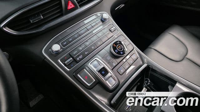 Hyundai The / новый New Santa Fe Exclusive, 2022 9