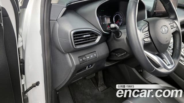 Hyundai The / новый New Santa Fe Exclusive, 2022 17