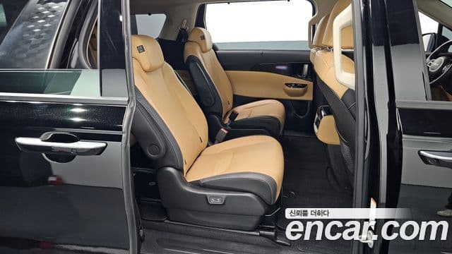 Kia Carnival 4세대 Signature, 2023 11