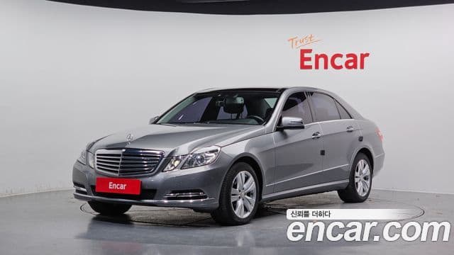 Mercedes-Benz E-класс W212 E300 Elegance, 2013 1