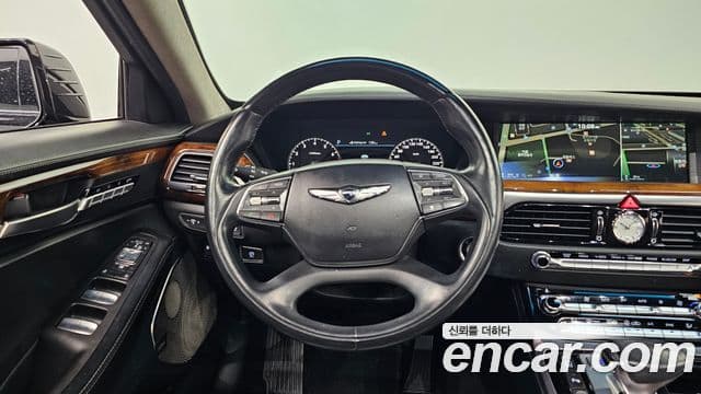 Genesis EQ900 Prestige, 2016 13