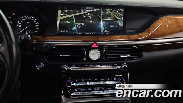 Genesis EQ900 Prestige, 2016 16