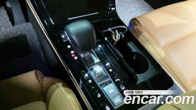 Kia K7 Premier гибрид Noblesse, 2021 9