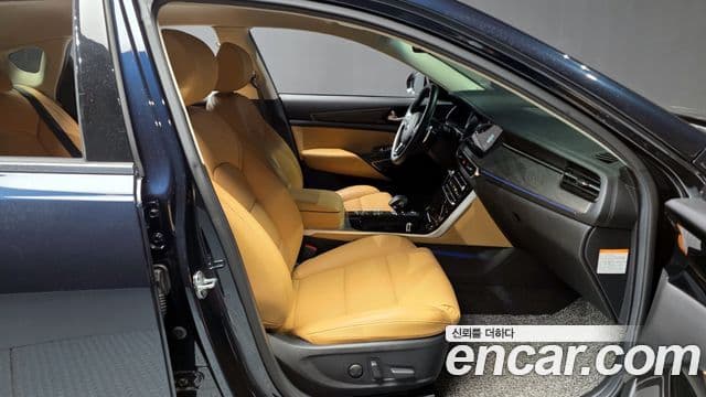 Kia K7 Premier гибрид Noblesse, 2021 11