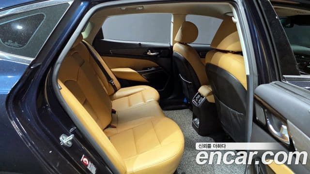 Kia K7 Premier гибрид Noblesse, 2021 12