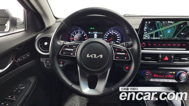 Kia The / новый New K3 2세대 Signature, 2022 13