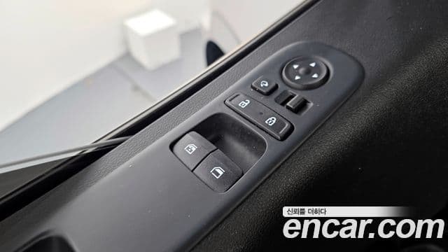 Hyundai Staria Modern, 2023 14