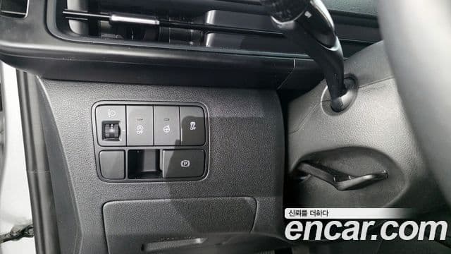 Hyundai Staria Modern, 2023 15