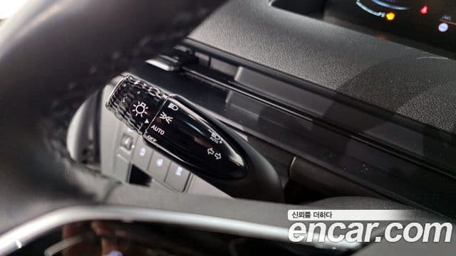 Hyundai Staria Modern, 2023 16