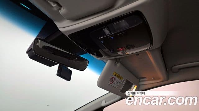 Hyundai Staria Modern, 2023 18