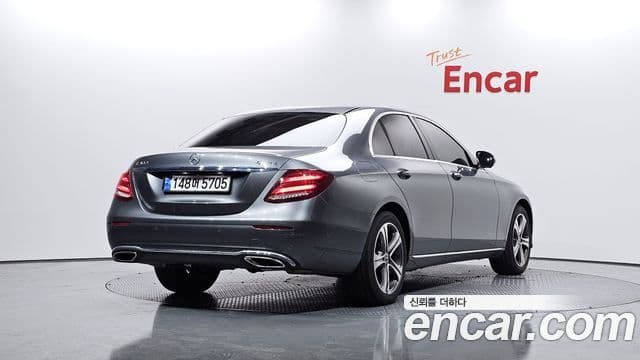 Mercedes-Benz E-класс W213 Avantgarde, 2018 2