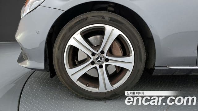 Mercedes-Benz E-класс W213 Avantgarde, 2018 все фото