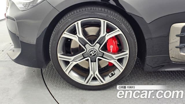 Kia 스팅어 GT, 2018 все фото