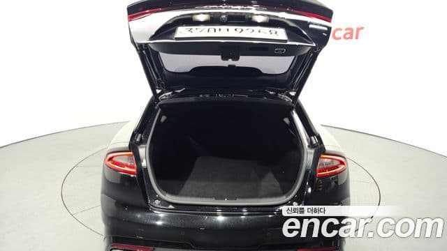 Kia 스팅어 GT, 2018 16