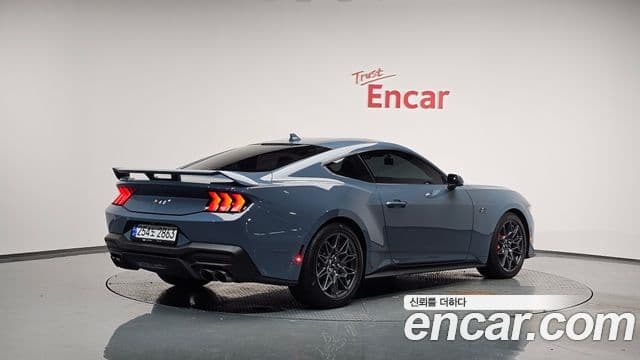 Ford Mustang 7세대 5.0 GT Premium купе, 2024 2