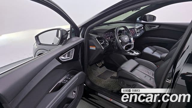 Audi Q4 e-Tron (F4) 40 Premium Sportback, 2022 10