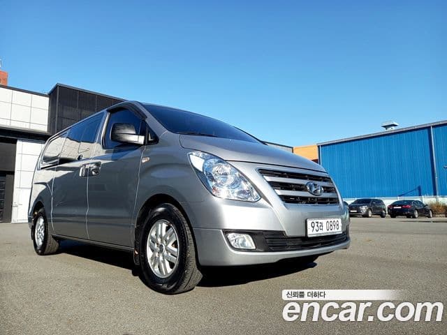 Hyundai Grand Starex Smart, 2017 1