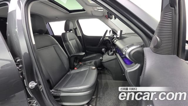 Hyundai Casper турбо D Essential, 2023 10