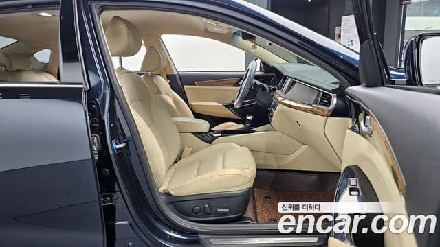 Kia All New K7 Prestige, 2016 10