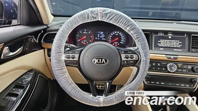 Kia All New K7 Prestige, 2016 13