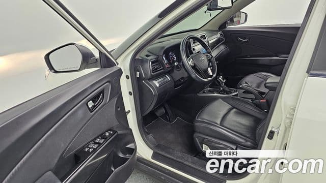 KG모빌리티(SsangYong) Berry New Tivoli V3, 2022 11