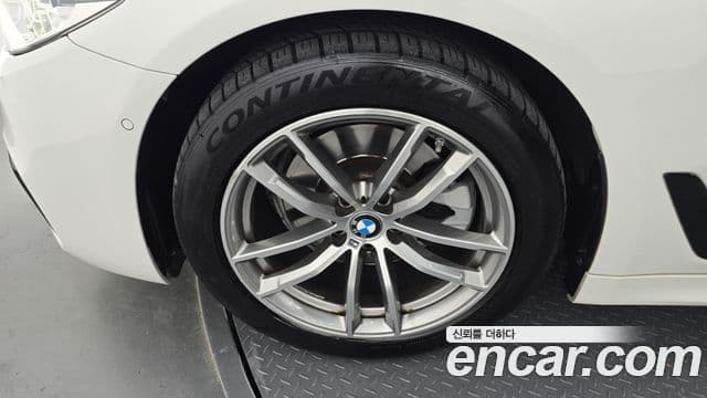 BMW 5시리즈 (G30) 520d M Sport Plus, 2017 все фото