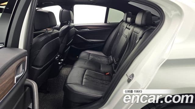 BMW 5시리즈 (G30) 520d M Sport Plus, 2017 12