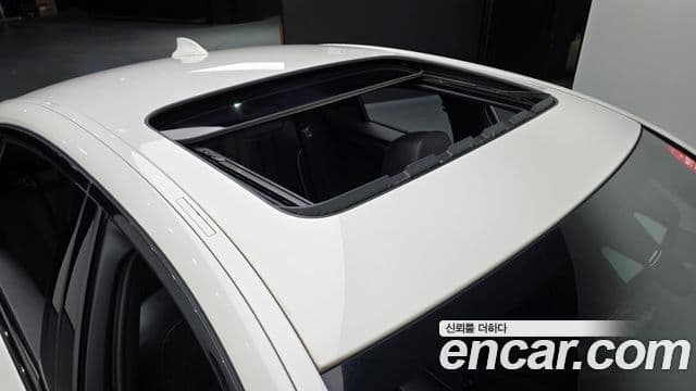 BMW 5시리즈 (G30) 520d M Sport Plus, 2017 17