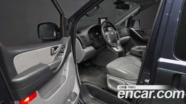 Hyundai Grand Starex CVX Premium, 2014 10