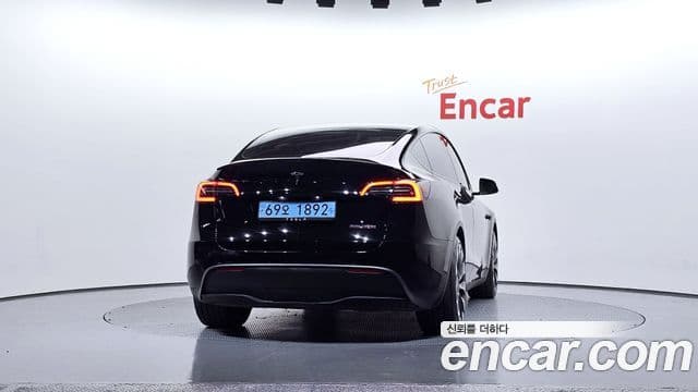 Tesla модель Y performance AWD, 2024 4