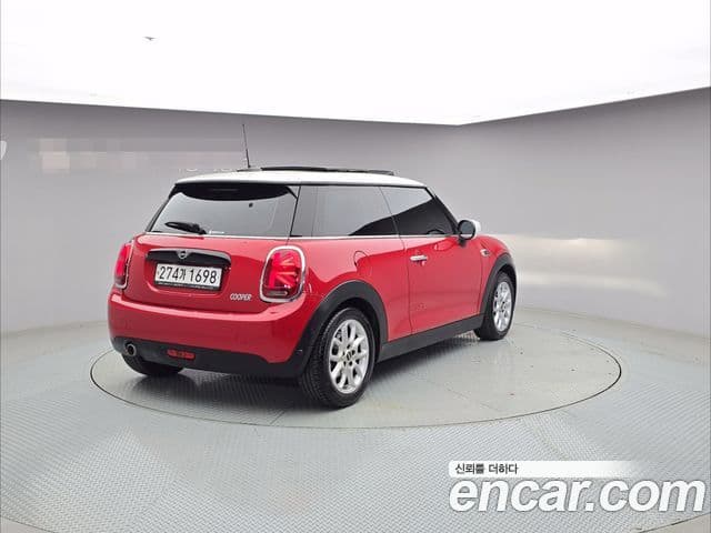 Mini Cooper 3세대, 2020 2