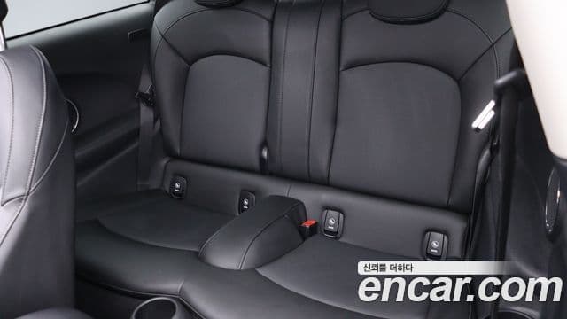 Mini Cooper 3세대, 2020 10