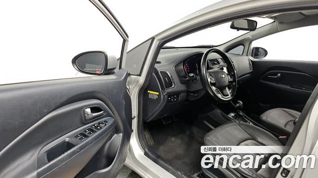 Kia All New Pride Prestige, 2014 10