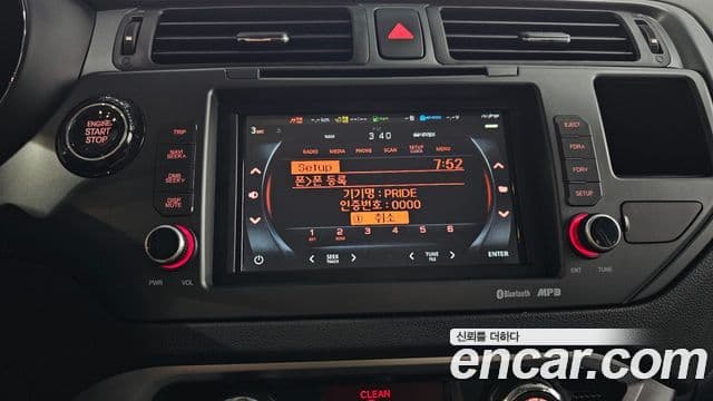 Kia All New Pride Prestige, 2014 16