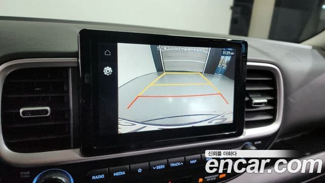 Hyundai Venue 1.6 Modern Plus, 2022 16