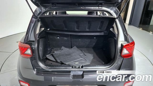 Hyundai Venue 1.6 Modern Plus, 2022 20