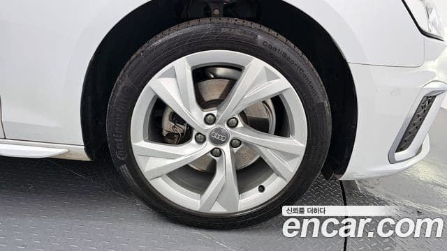 Audi A4 (B9) Premium, 2020 все фото