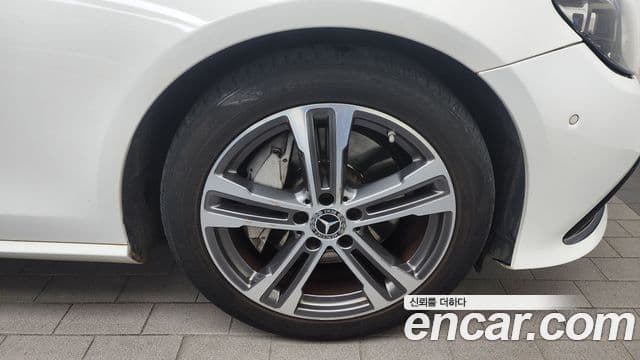 Mercedes-Benz E-класс W213 Avantgarde, 2021 все фото