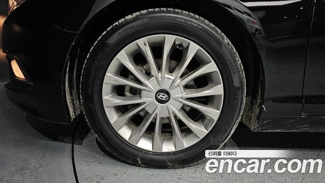 Hyundai LF Sonata 2.0 Care Plus, 2017 все фото