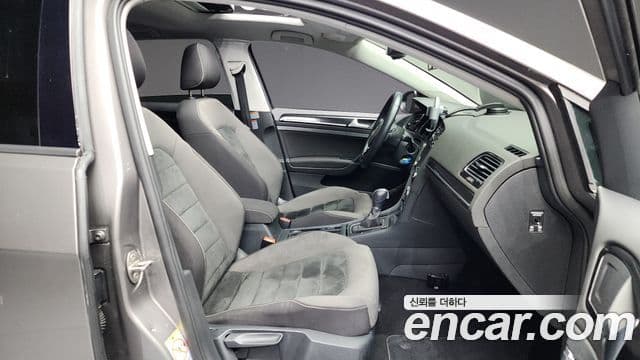 Volkswagen Гольф 7세대, 2016 11