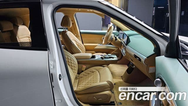 Genesis GV60 Standard, 2023 10