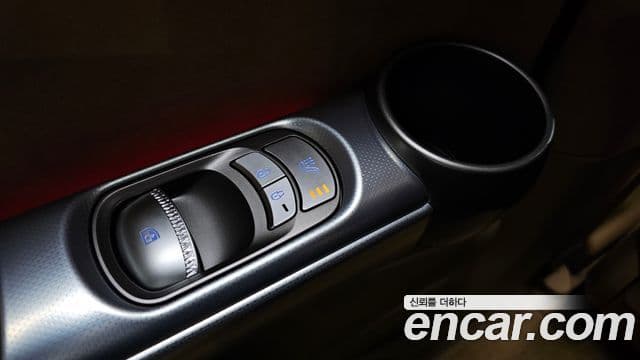 Genesis GV60 Standard, 2023 18