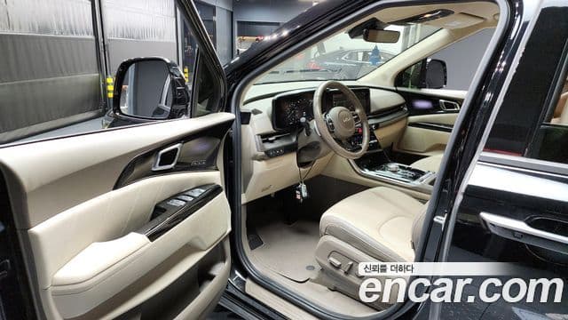 Kia Carnival 4세대 Signature, 2023 10