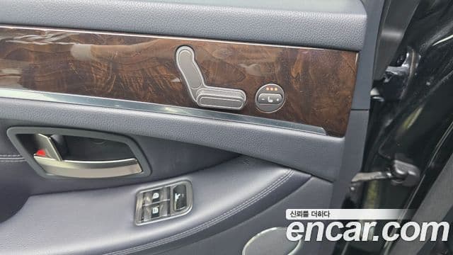 KG모빌리티(SsangYong) 뉴체어맨 W Prestige, 2013 18