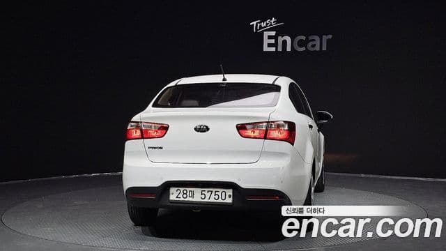 Kia All New Pride Smart Special, 2013 4