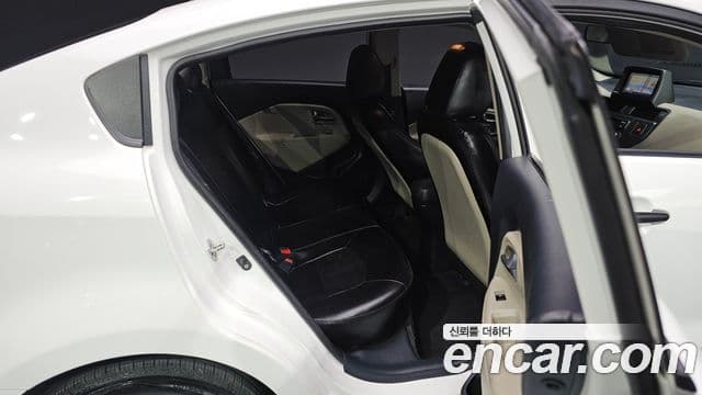 Kia All New Pride Smart Special, 2013 13