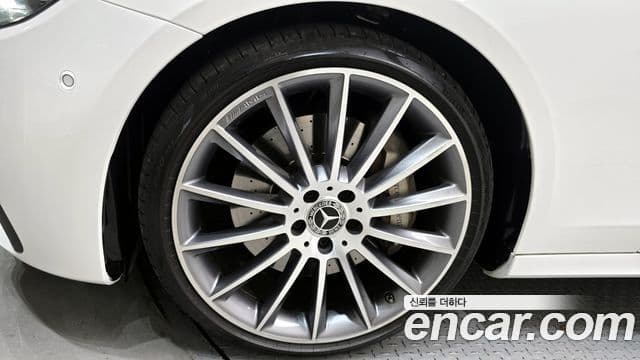 Mercedes-Benz E-класс W213 AMG Line, 2022 все фото